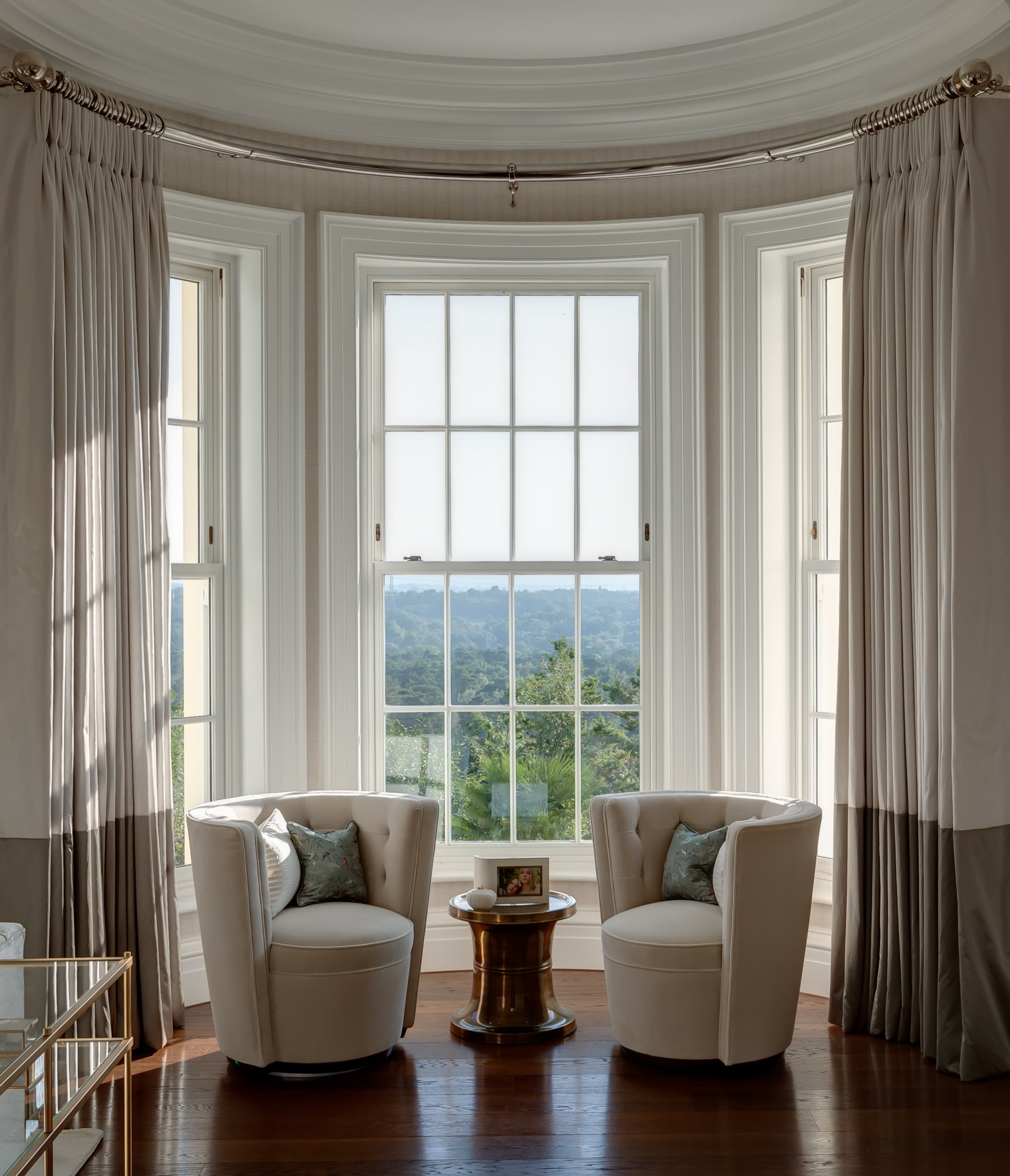 Country house sales